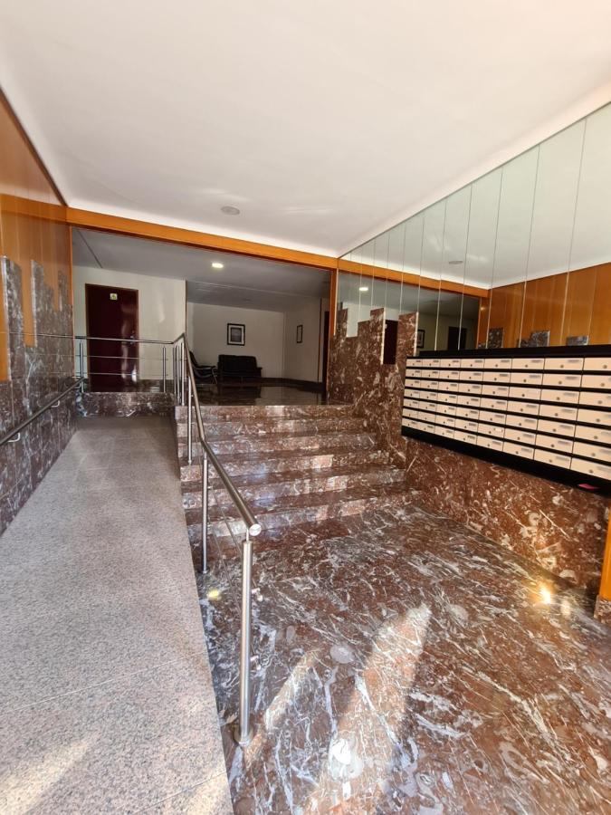 Dos Torres Tauriel - Espacioso Apartamento Con Impresionantes Vistas Y Garaje Privado Zaragoza Kültér fotó