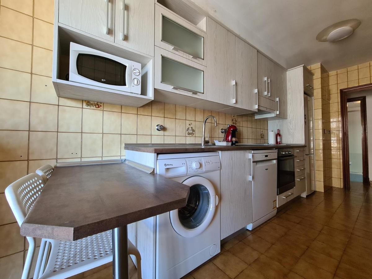 Dos Torres Tauriel - Espacioso Apartamento Con Impresionantes Vistas Y Garaje Privado Zaragoza Kültér fotó